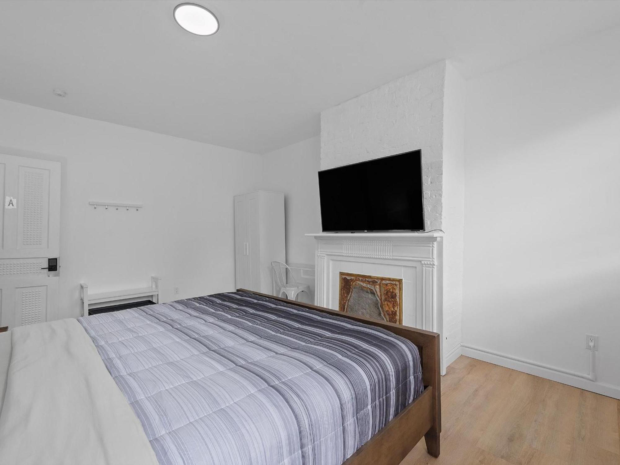 Shadyside, 3a Modern And Spacious Private Bedroom With Shared Bathroom And Free Parking * Pittsburgh