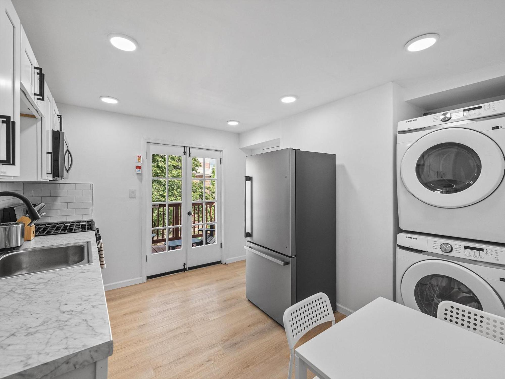 Shadyside, 3a Modern And Spacious Private Bedroom With Shared Bathroom And Free Parking Pittsburgh